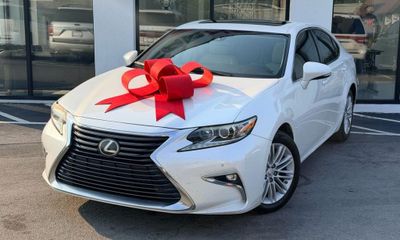 2017 Lexus ES 350