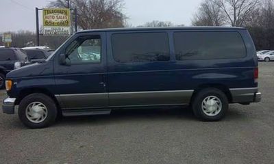 2002 Ford E-150 XL