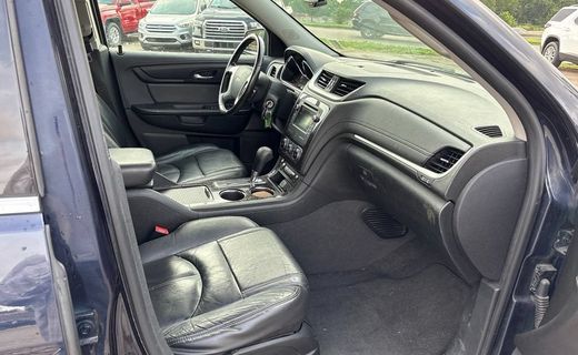 2017 Chevrolet Traverse 2LT