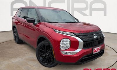 2023 Mitsubishi Outlander