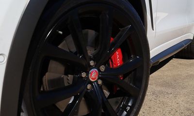2020 Jaguar F-Pace SVR