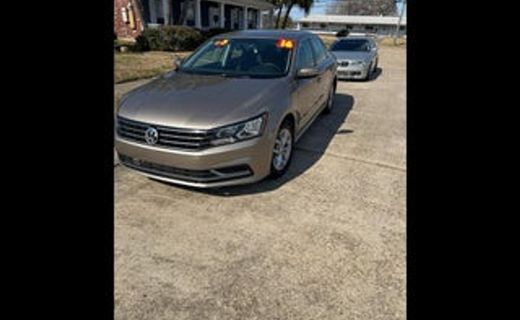 2015 Volkswagen Passat SE