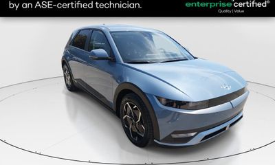 2024 Hyundai Ioniq 5 SE