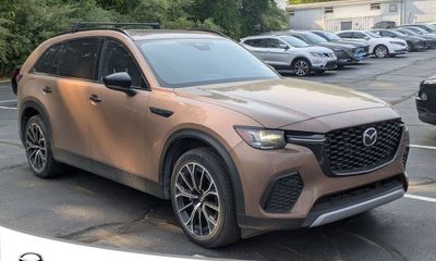 2025 Mazda CX-70 Premium Package