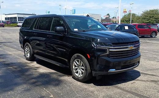 2022 Chevrolet Suburban LT