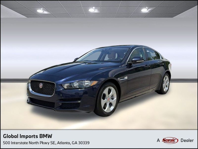 2018 Jaguar XE — a typically priced live listing