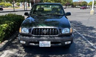 2003 Toyota Tacoma Deluxe