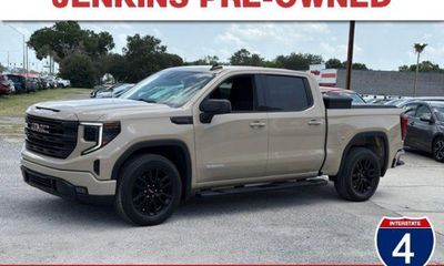 2023 GMC Sierra Elevation