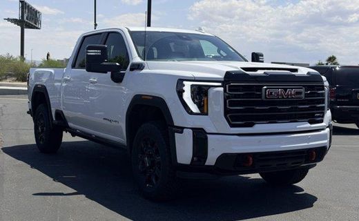 2026 GMC Sierra HD AT4