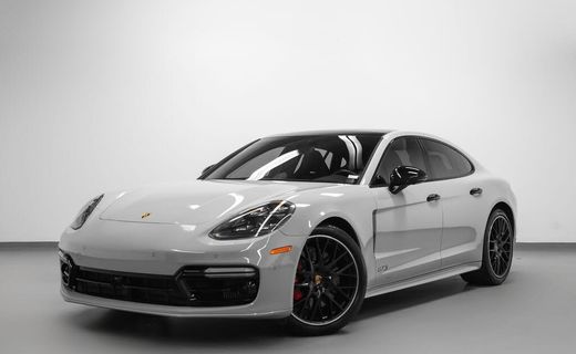 2020 Porsche Panamera GTS