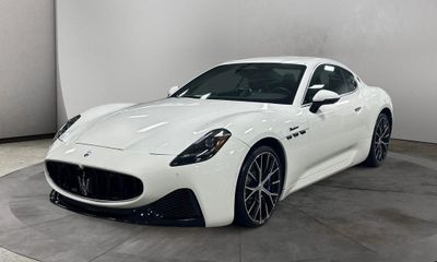 2024 Maserati Granturismo Modena