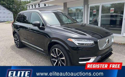 2021 Volvo XC90 Momentum