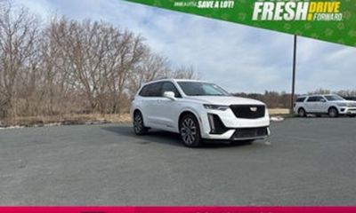2024 Cadillac XT6 Sport