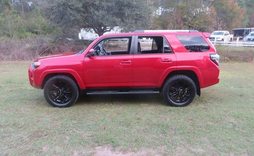 2022 Toyota 4RUNNER SR5