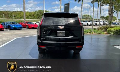 2024 Cadillac Escalade Sport Platinum