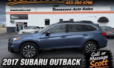 2017 Subaru Outback Limited M R