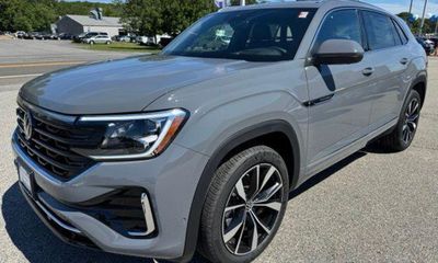 2026 Volkswagen Atlas Cross Sport 4Motion SEL Premium