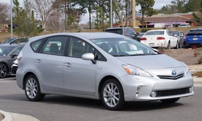 2012 Toyota Prius V Five