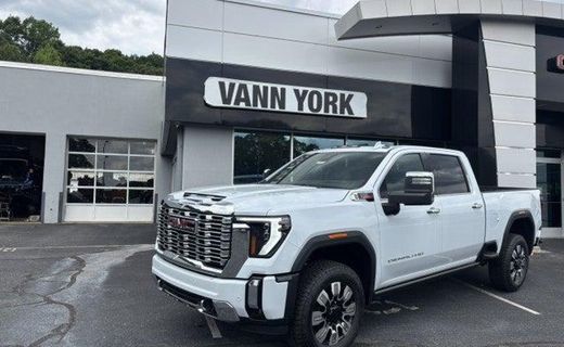 2026 GMC Sierra HD Denali