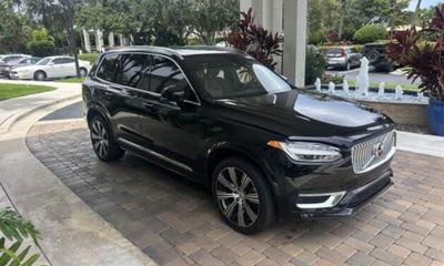 2024 Volvo XC90 Plus Bright