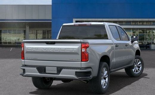2022 Chevrolet Silverado Custom