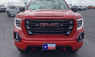 2021 GMC Sierra AT4