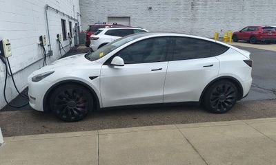 2020 Tesla Model Y Performance