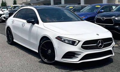 2019 Mercedes-Benz A-Class A220