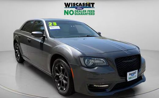 2023 Chrysler 300 Touring L