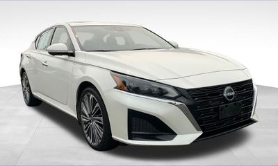 2023 Nissan Altima SL