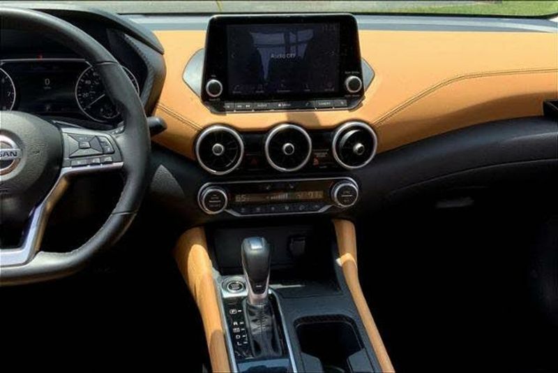 2021 Nissan Sentra — a typically priced live listing