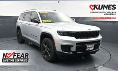 2023 Jeep Grand Cherokee L Laredo Altitude