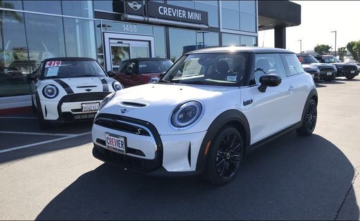 2024 Mini Hardtop SE Hatchback