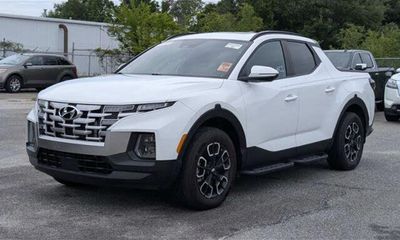2023 Hyundai Santa Cruz SEL Premium
