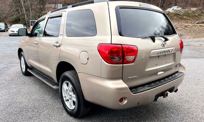 2008 Toyota Sequoia SR5