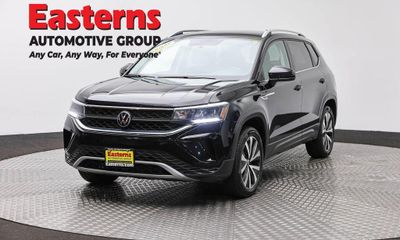 2022 Volkswagen Taos 4Motion SE