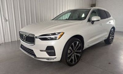 2024 Volvo XC60 Ultimate Dark
