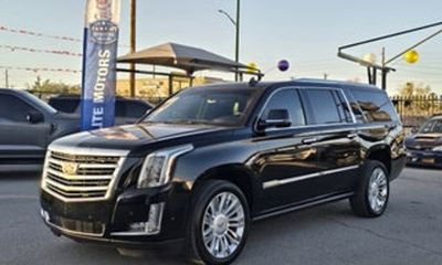 2017 Cadillac Escalade ESV Platinum
