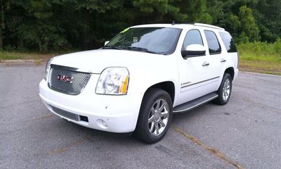 2009 GMC Yukon Denali