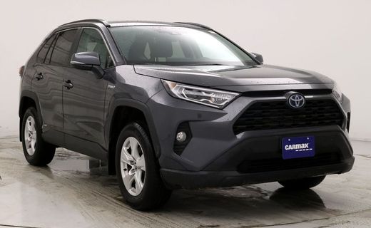2020 Toyota RAV4 XLE