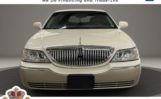 2004 Lincoln Town CAR Ultimate