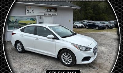 2018 Hyundai Accent SE AND SEL