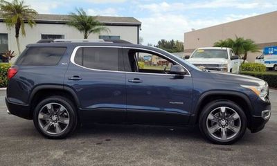 2019 GMC Acadia SLT 2