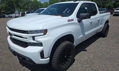 2019 Chevrolet Silverado RST