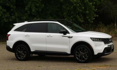2023 Kia Sorento EX