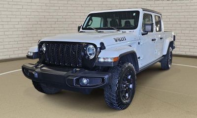 2023 Jeep Gladiator Sport