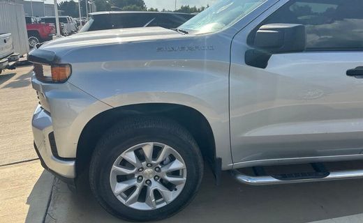 2021 Chevrolet Silverado Custom