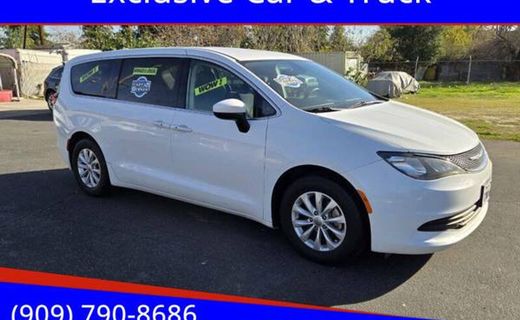 2017 Chrysler Pacifica Touring
