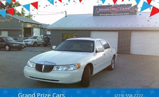 1999 Lincoln Town CAR Signature