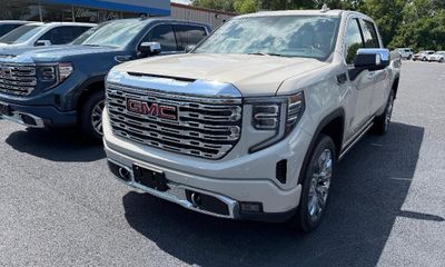 2026 GMC Sierra Denali